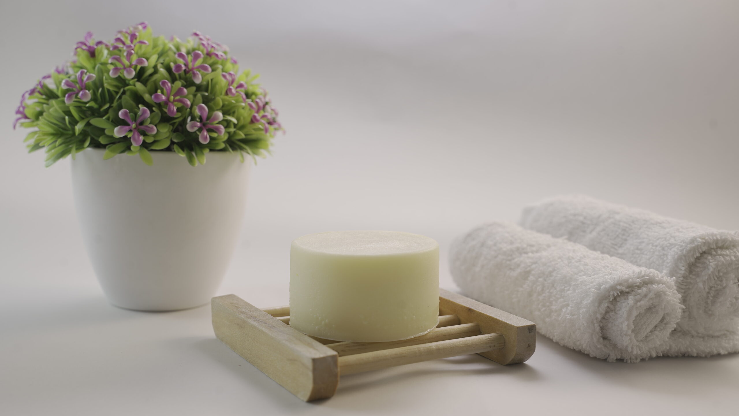 Acondicionador Sólido Mango, con Fitoqueratina Vegetal 1 Acondicionador Sólido Mango, con Fitoqueratina Vegetal